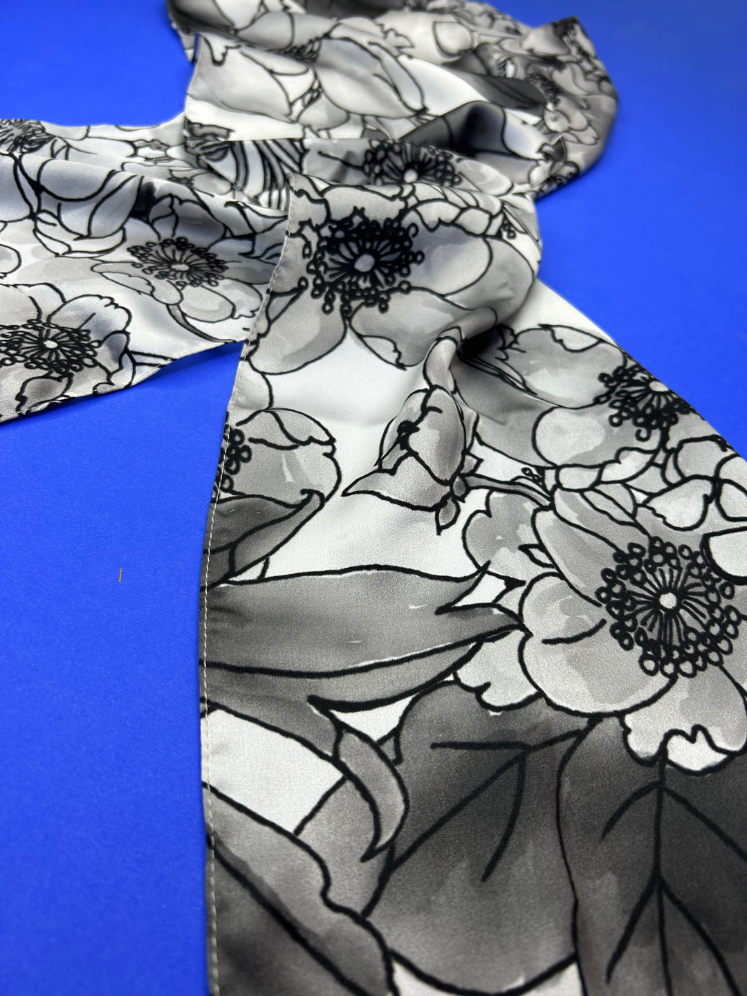 Dahlia 8x70 Silk Scarf – Pelerine